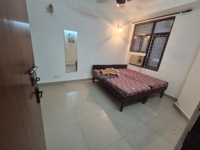Bedroom Image of 1200 Sq.ft 3 BHK Independent House for sale in Gautam Nagar New Delhi for Rs. 15000000