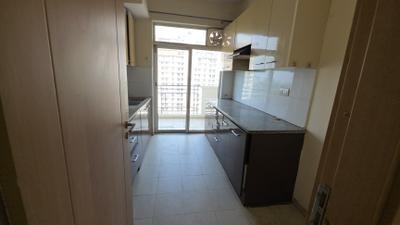 Kitchen Image of 2350 Sq.ft 4 BHK Apartment / Flat for sale in DLF Express Greens, Manesar Gurgaon for Rs. 17500000