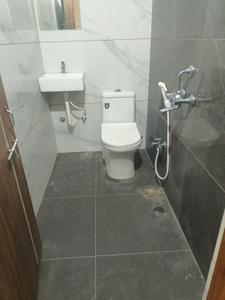 Image of 2200 Sq.ft 3 BHK Apartment / Flat for rent in Vijaya Nagar Colony, Hyderabad for Rs. 38000