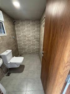 Bathroom Image of 875 Sq.ft 2 BHK Apartment / Flat for rent in Prestige Primrose Hills Ph I, Uttarahalli -Manavarthekaval Bengaluru for Rs. 30000