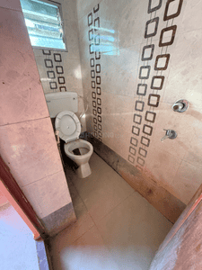 Bathroom Image of 672 Sq.ft 2 BHK Apartment / Flat for sale in Airport Gate No 2 Kolkata for Rs. 2350000