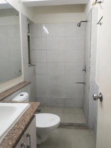 Common Bathroom Image of 1600 Sq.ft 3 BHK Apartment / Flat for rent in DLF Capital Greens Phase 1 And 2, Karampura New Delhi for Rs. 55000