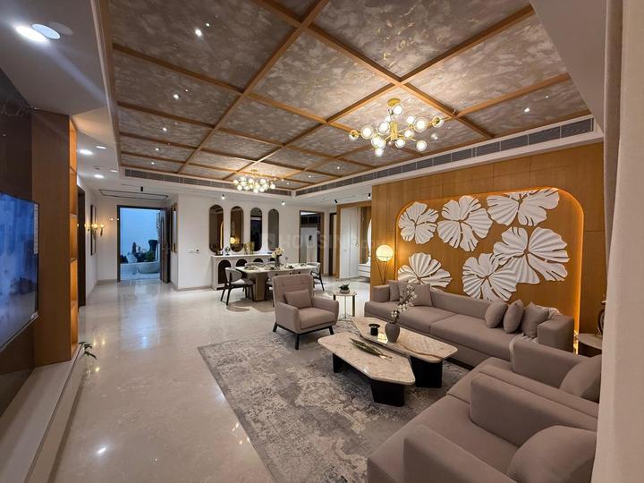 Hero The Palatial Main Image 1