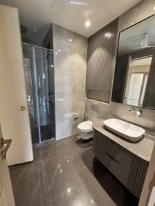 Bathroom Image of 2400 Sq.ft 4 BHK Duplex for sale in Safdarjung Enclave New Delhi for Rs. 125000000