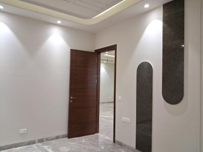 Bedroom Image of 1350 Sq.ft 3 BHK Builder Floor for rent in Paschim Vihar New Delhi for Rs. 75000