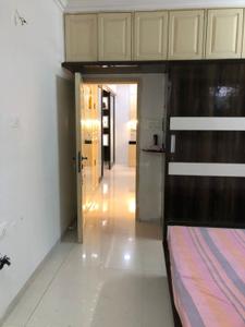 Bedroom Image of 850 Sq.ft 2 BHK Apartment / Flat for rent in Raheja Complex, Andheri West Mumbai for Rs. 95000