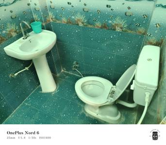 Bathroom Image of 1500 Sq.ft 2 BHK Independent House for rent in Ghayasuddinpur Allahabad for Rs. 12000