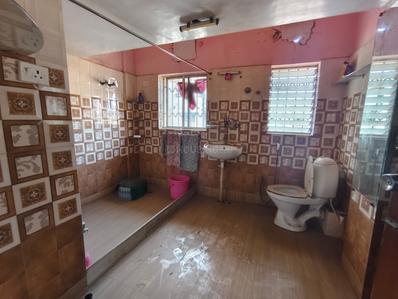 Bathroom Image of 3065 Sq.ft 4 BHK Apartment / Flat for sale in South Dum Dum Kolkata for Rs. 15000000