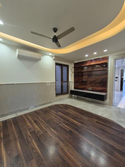 DLF Phase 4 Bedroom 1
