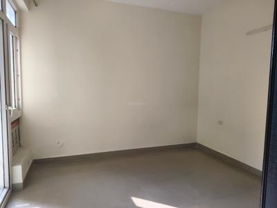 Bedroom Image of 1750 Sq.ft 3.5 BHK Apartment / Flat for rent in Divine Meadows, Sector 108 Noida for Rs. 35000