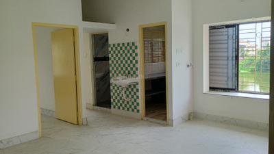 Living Room Image of 980 Sq.ft 2 BHK Apartment / Flat for sale in Nayabad Kolkata for Rs. 5500000