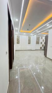 Hall Image of 1550 Sq.ft 3 BHK Apartment / Flat for sale in Sector 18 Noida for Rs. 6800000