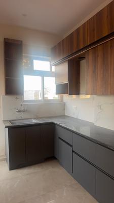 Kitchen Image of 1400 Sq.ft 3 BHK Apartment / Flat for rent in Indira Nagar Lucknow for Rs. 24100