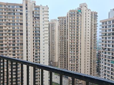 Living Room Image of 2125 Sq.ft 3 BHK Apartment / Flat for sale in Amrapali Heartbeat City, Sector 107 Noida for Rs. 23500000