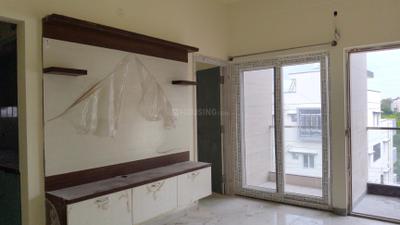 Living Room Image of 620 Sq.ft 1 BHK Apartment / Flat for rent in Whitefield Bengaluru for Rs. 27000