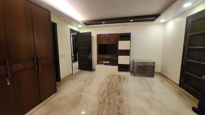Bedroom Image of 5500 Sq.ft 6 BHK Duplex for sale in Punjabi Bagh New Delhi for Rs. 98000000