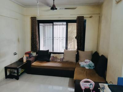 Living Room Image of 525 Sq.ft 1 BHK Apartment / Flat for sale in Blue Crystal, Dahisar West Mumbai for Rs. 11000000