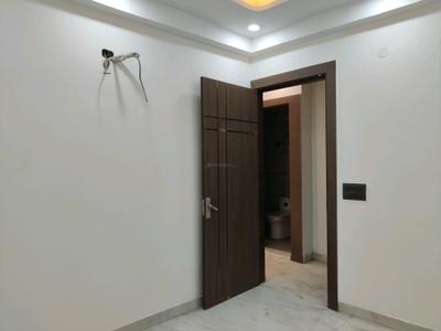 Bedroom Image of 1250 Sq.ft 3 BHK Apartment / Flat for sale in Lal Kuan Ghaziabad for Rs. 6065000