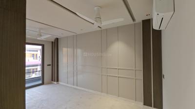 Bedroom Image of 2500 Sq.ft 3 BHK Builder Floor for sale in Greenwood City Floors, Sector 45 Gurgaon for Rs. 26500000
