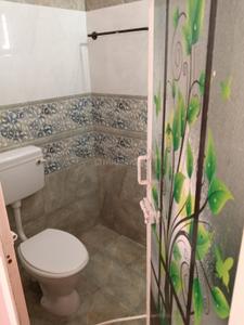 Bathroom Image of 1200 Sq.ft 2 BHK Independent House for rent in Neendakara - A Nagercoil for Rs. 9000