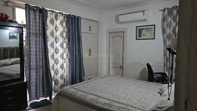 Bedroom Image of 1320 Sq.ft 3 BHK Apartment / Flat for sale in Amrapali Empire, Crossings Republik Ghaziabad for Rs. 9300000