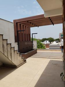 Balcony Image of 1800 Sq.ft 9 BHK Villa for sale in Dayal Bagh Agra for Rs. 31000000