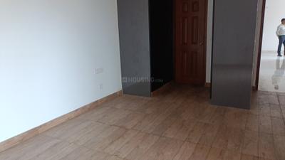 Bedroom Image of 1825 Sq.ft 3 BHK Apartment / Flat for rent in Purvanchal Royal City Phase 2, Chi V Greater Noida for Rs. 36000
