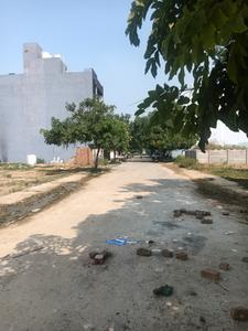 Image of 720 Sq.ft Residential Plot / Land for sale in Maruti Kunj, Gurgaon for Rs. 3200000