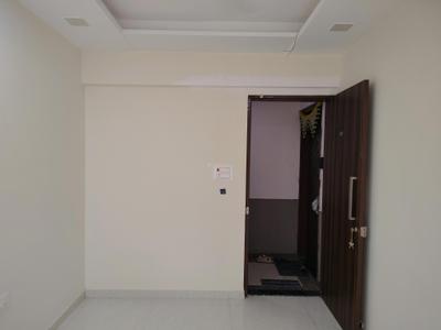 Living Room Image of 560 Sq.ft 2 BHK Apartment / Flat for rent in Hiranandani Estate Thane for Rs. 17999