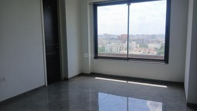 Bedroom Image of 1850 Sq.ft 3 BHK Apartment / Flat for rent in Shafalya Veritas, Sola Ahmedabad for Rs. 45000