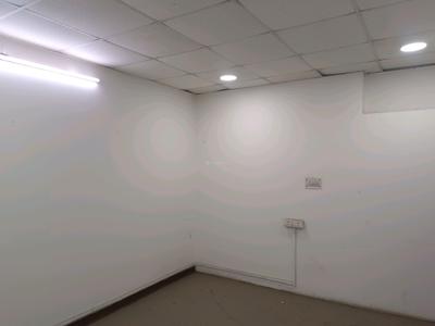 Bedroom Image of 1500 Sq.ft 3 BHK Builder Floor for sale in Janakpuri New Delhi for Rs. 35000000