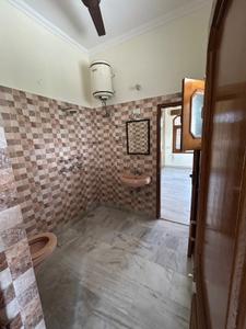 Bathroom Image of 4500 Sq.ft 3.5 BHK Builder Floor for rent in Sector 59 Mohali for Rs. 41000