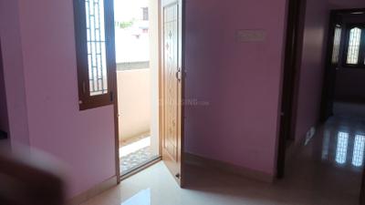 Living Room Image of 650 Sq.ft 2 BHK Duplex for rent in Otthakadai Madurai for Rs. 10000
