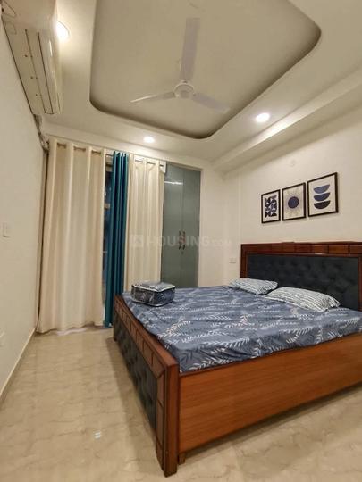 Khar West Bedroom 1