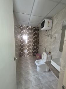 Image of 1090 Sq.ft 2 BHK Apartment / Flat for rent in Fragrance Homes, Siddharth Vihar, Ghaziabad for Rs. 23000