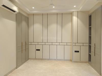 Bedroom Image of 2250 Sq.ft 3 BHK Builder Floor for sale in Saket New Delhi for Rs. 62500000
