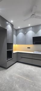Kitchen Image of 1953 Sq.ft 3 BHK Builder Floor for sale in Defence Colony New Delhi for Rs. 100000000