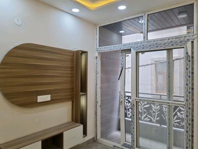 Bedroom Image of 547 Sq.ft 2 BHK Apartment / Flat for rent in Dwarka Mor New Delhi for Rs. 17000