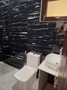 Image of 1200 Sq.ft 2 BHK Builder Floor for rent in Rabindra Palli Colony, Lucknow for Rs. 16000