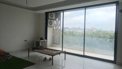 Living Room Image of 960 Sq.ft 1 BHK Independent House for rent in Sector 108 Noida for Rs. 35000
