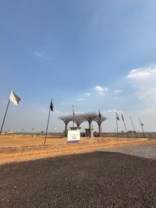 Praise Green Plot View 3