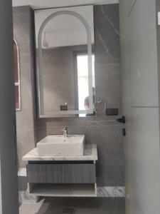 Bathroom Image of 3600 Sq.ft 4.5 BHK Builder Floor for rent in South City Floors 1, Sector 41 Gurgaon for Rs. 165000