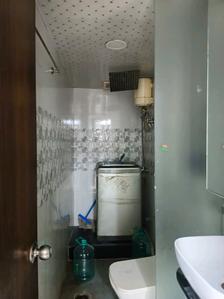 Common Bathroom Image of 1500 Sq.ft 3 BHK Apartment / Flat for rent in Lodha Palava Elite A To J, Palava Phase 2 Thane for Rs. 34999