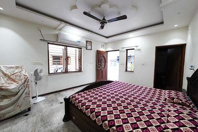 Bedroom Image of 2745 Sq.ft 6 BHK Independent House for sale in Ghatlodiya Ahmedabad for Rs. 38000000