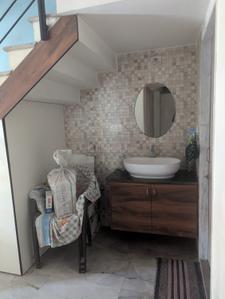 Bathroom Image of 2655 Sq.ft 4 BHK Villa for sale in Sola Ahmedabad for Rs. 40000000