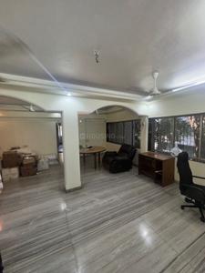 Living Room Image of 1300 Sq.ft 4 BHK Apartment / Flat for rent in Ghatkopar East Mumbai for Rs. 85000