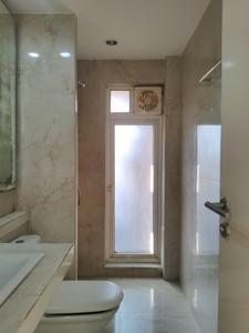 Common Bathroom One Image of 1250 Sq.ft 3 BHK Apartment / Flat for sale in Hiranandani Canary, Hiranandani Estate Thane for Rs. 22000000