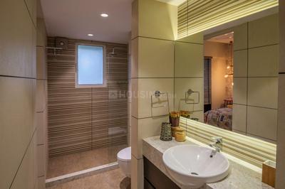 Bathroom Image of 8500 Sq.ft 9 BHK Apartment / Flat for sale in Raiaskaran, Andheri West Mumbai for Rs. 300000000