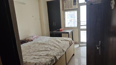 Bedroom Image of 1229 Sq.ft 3 BHK Apartment / Flat for sale in Amrapali Pan Oasis, Sector 70 Noida for Rs. 13737000