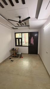 Hall Image of 900 Sq.ft 3 BHK Builder Floor for sale in Shalimar Bagh New Delhi for Rs. 13000000